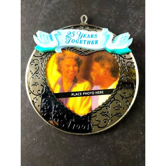 Hallmark Keepsake Ornament Twenty Five Years Together Photo Holder 1991 - Picture 5 of 6